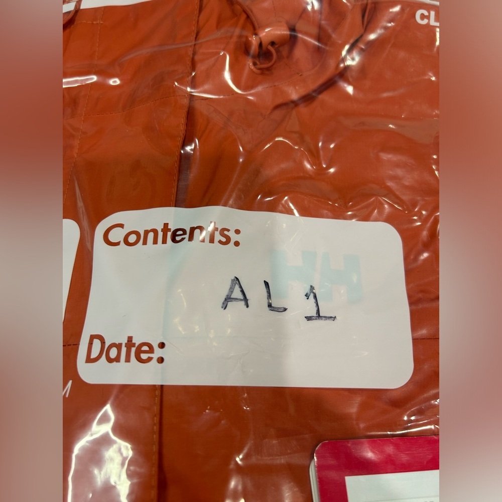 Helly Hansen Women's Medium Loke Shell Jacket Wom… - image 9